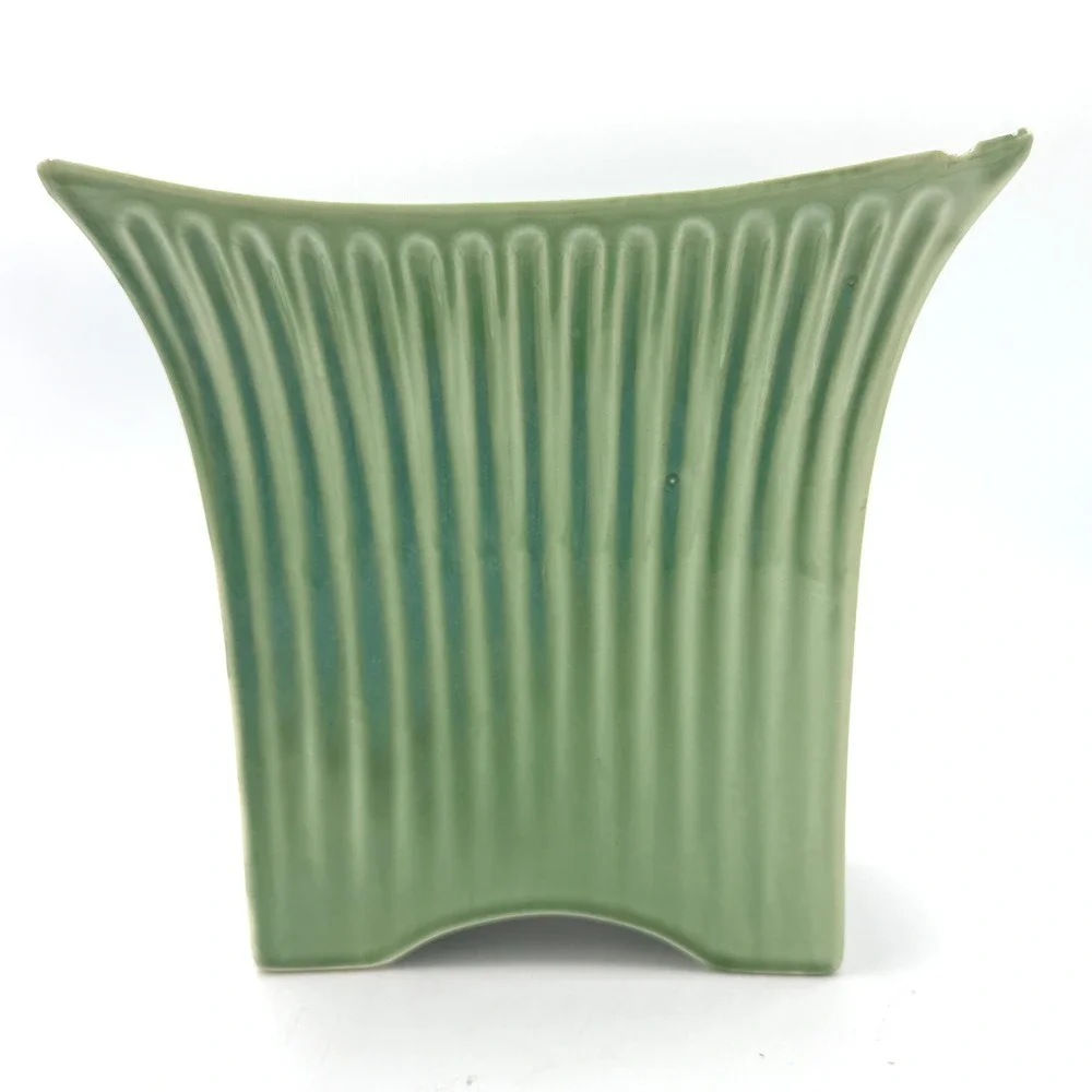 Marietta Modern Vase M-103 Green Ribbed Mid-Century 1950s Vintage Ceramic Decor